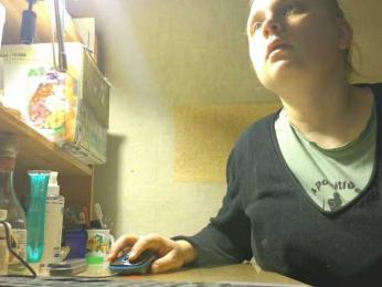 Frummi webcam model stream image