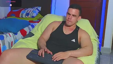 Regansmiths webcam model stream image