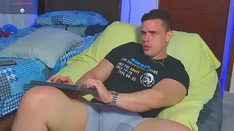 Regansmiths webcam model stream image