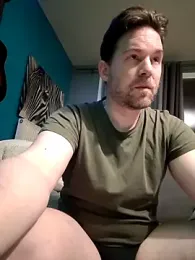 tom_sauwer webcam stripchat model stream image