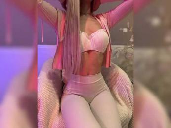 PauLiiine webcam model stream image