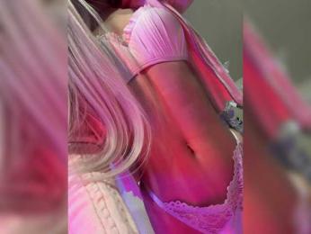 PauLiiine webcam model stream image