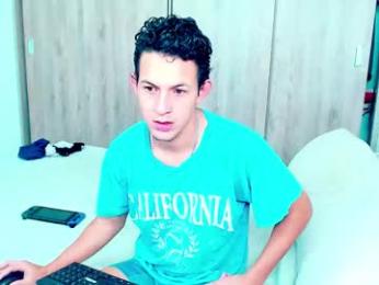 meridandwither webcam chaturbate model stream image