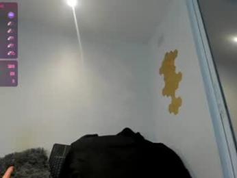ray90fit webcam chaturbate model stream image