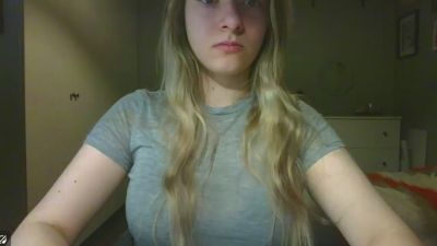 Rosie_June webcam model stream image