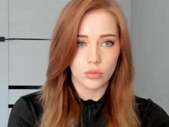 luiza012 webcam model stream image