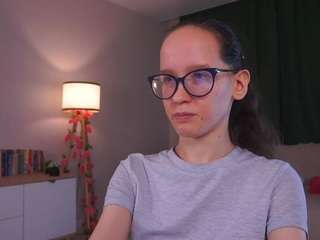 lynettebails webcam model stream image