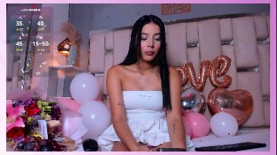 SweetieCloe webcam model stream image