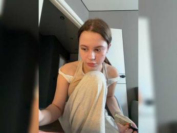 Vik04ka webcam model stream image