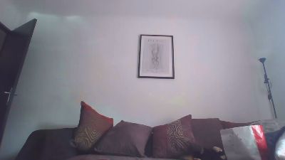 ElleestOuu webcam model stream image