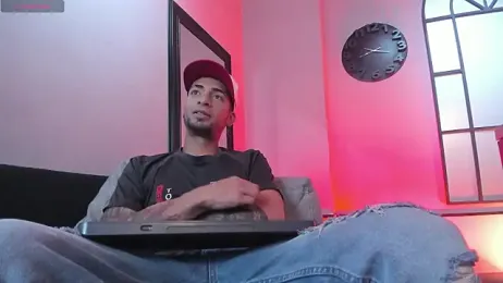 DrakeNeumann webcam model stream image