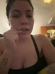 ladylavish webcam model stream image