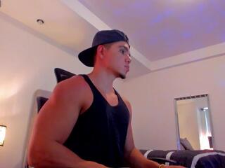 Chirs Morgan webcam model stream image