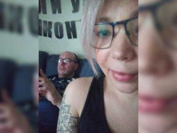 TilyTily webcam bongacams model stream image