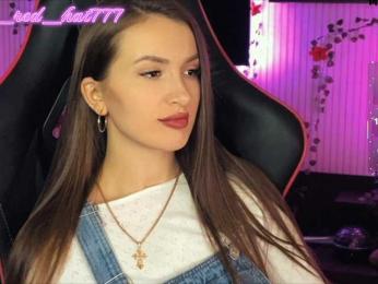 -RED_HAT- webcam model stream image