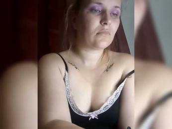 Dana18-1 webcam bongacams model stream image