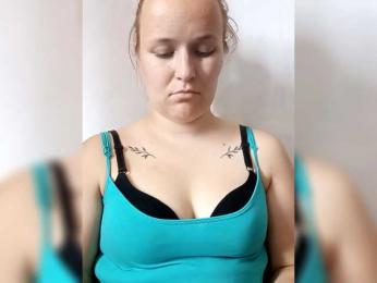 Dana18-1 webcam bongacams model stream image