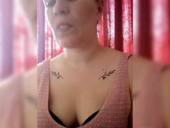 Dana18-1 webcam bongacams model stream image
