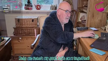 Adamdaddybear webcam model stream image