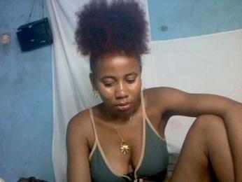 Fabrilla webcam model stream image