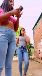 Jeans_Pee webcam cam4 model stream image