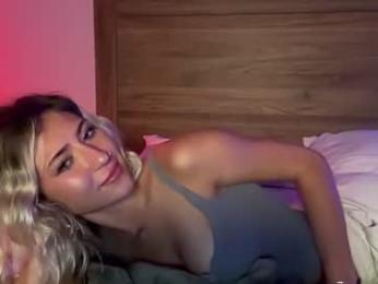 lilyandersonnn webcam model stream image