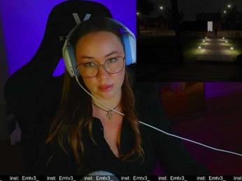 Emili1- webcam model stream image