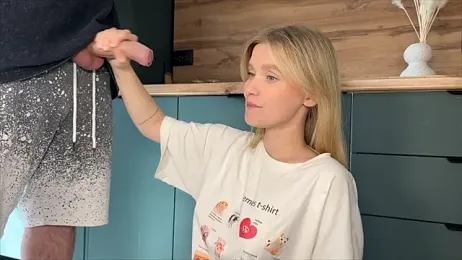 Adelovenick webcam stripchat model stream image