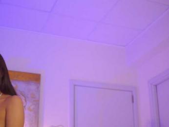 AishaBee webcam model stream image