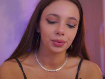 AishaBee webcam model stream image