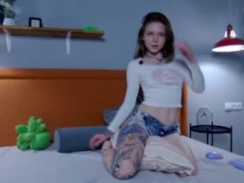 lessysweety webcam model stream image