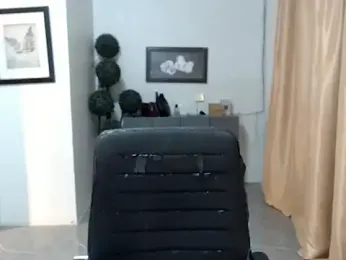 lavandermilk webcam stripchat model stream image