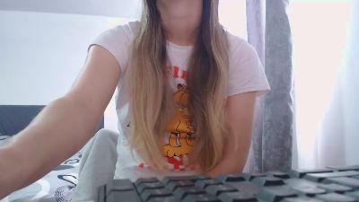 Amedeia webcam cam4 model stream image