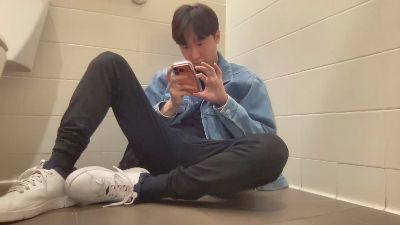 Maleeroticart webcam model stream image