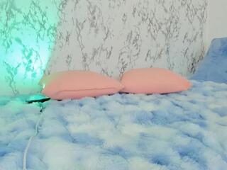 Gia Hofman webcam flirt4free model stream image