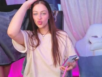 Lizarttt webcam bongacams model stream image