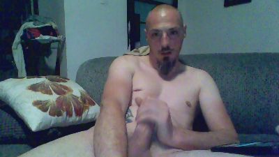Bobtoyboy webcam model stream image