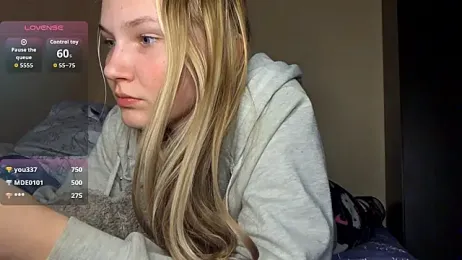 KarinRobertson webcam model stream image