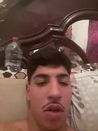 hotQinezozaa webcam model stream image
