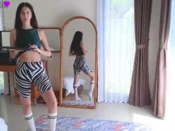 heidiluceous webcam model stream image