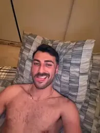 Aliiiix webcam stripchat model stream image