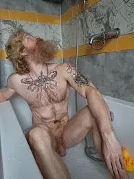 Gingerbeard40 webcam model stream image