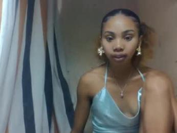 oooosoavizara webcam chaturbate model stream image