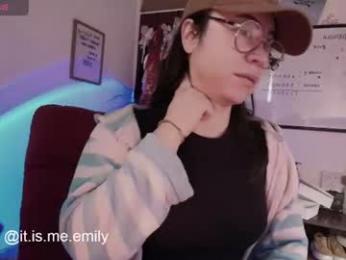 emily_pearl_ webcam model stream image