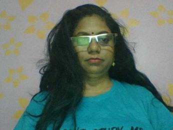royelpari webcam model stream image
