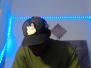Andrew Mills webcam model stream image