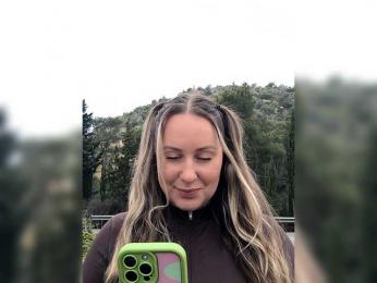 MonaPlus webcam model stream image