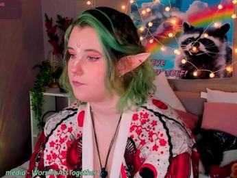 candy-yeah webcam bongacams model stream image