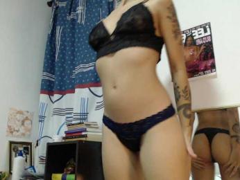 AlinaWoolf webcam model stream image