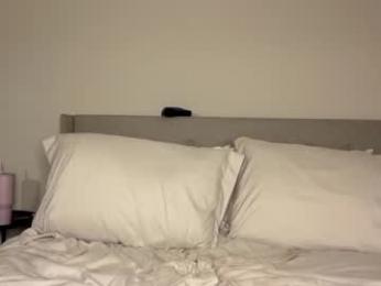 kyliebelle webcam chaturbate model stream image